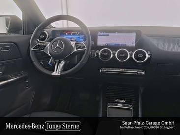 Mercedes GLA 200 — photo 6