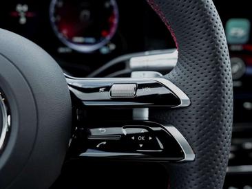 Mercedes CLA Berline 200 — photo 18