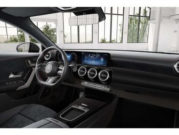 Mercedes CLA Berline 250 E — photo 10