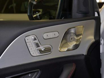 Mercedes GLE 53 4MATIC+ — photo 10