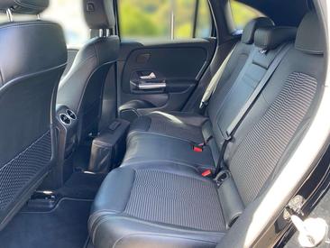 Mercedes EQA 250 — photo 10