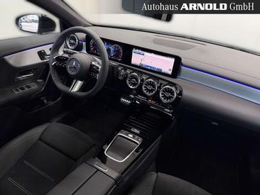 Mercedes CLA Berline 200 — photo 11