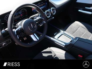 Mercedes GLA 200 — photo 6