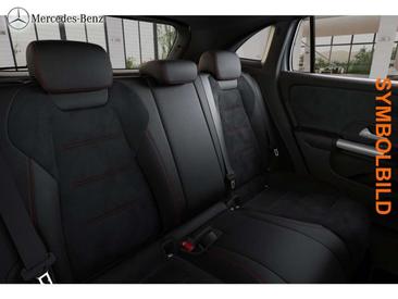 Mercedes GLA 200 — photo 10