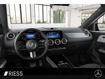 Mercedes GLA 220 D — photo 10