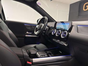 Mercedes GLA 250e — photo 13