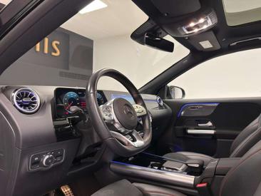 Mercedes GLA 250e — photo 14