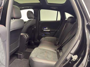 Mercedes GLA 250e — photo 15