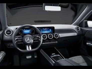 Mercedes GLB 200d — photo 8
