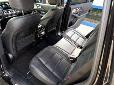 Mercedes GLS 63 4MATIC — photo 17