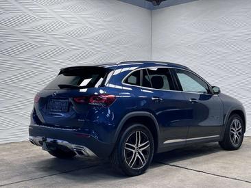 Mercedes GLA 250 — photo 11