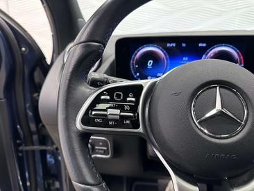 Mercedes GLA 250 — photo 23