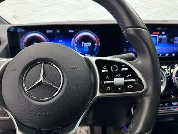 Mercedes GLA 250 — photo 25