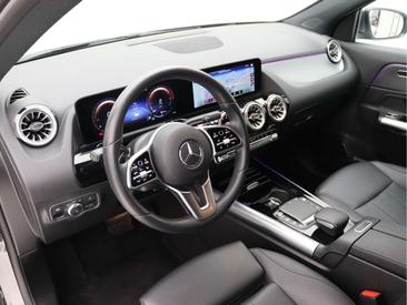 Mercedes GLA 250e — photo 29