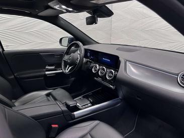 Mercedes GLA 250 — photo 31