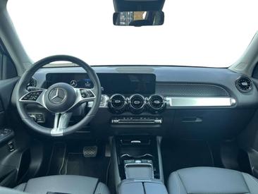 Mercedes GLB 200d — photo 5