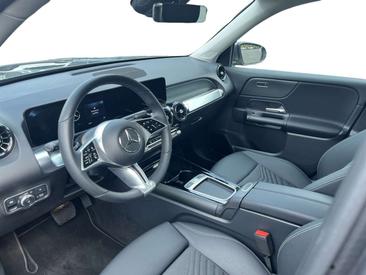 Mercedes GLB 200d — photo 7