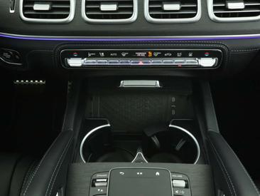 Mercedes GLE 450 D — photo 25