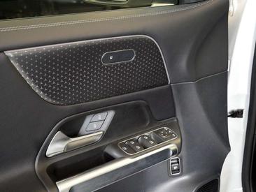 Mercedes GLB 220 D — photo 11