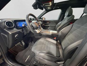 Mercedes GLC 400 E — photo 9