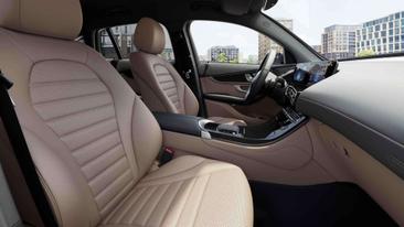 Mercedes EQC 400 — photo 5