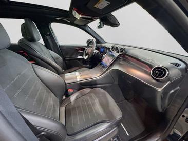 Mercedes GLC 400 E — photo 15