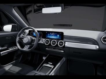 Mercedes GLB 200d — photo 11