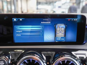 Mercedes CLA Berline 200 D — photo 18