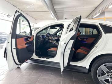Mercedes GLC 300 De — photo 6
