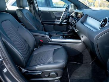 Mercedes GLA 200d — photo 10
