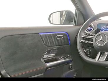 Mercedes EQA 250 — photo 8