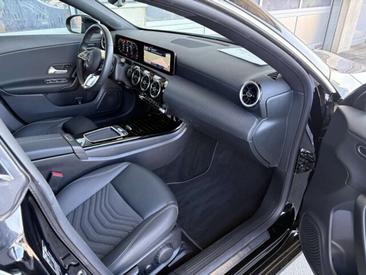 Mercedes CLA Berline 180 — photo 11