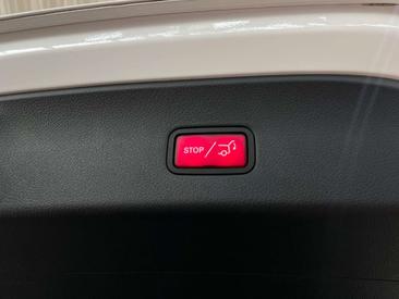 Mercedes GLC 300 De — photo 17