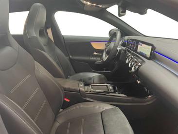 Mercedes CLA Berline 200 — photo 8