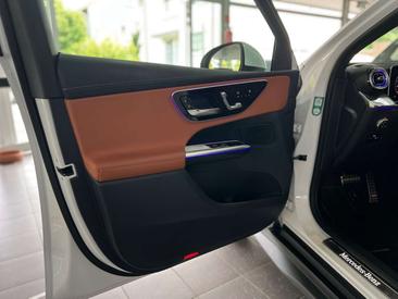 Mercedes GLC 300 De — photo 19