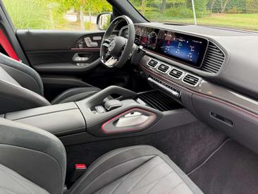 Mercedes GLE 53 4MATIC+ — photo 9