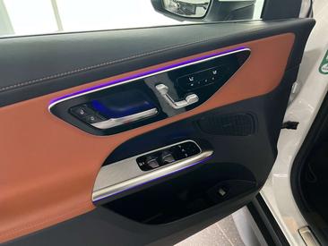 Mercedes GLC 300 De — photo 24