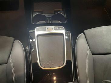 Mercedes CLA Berline 200 — photo 15
