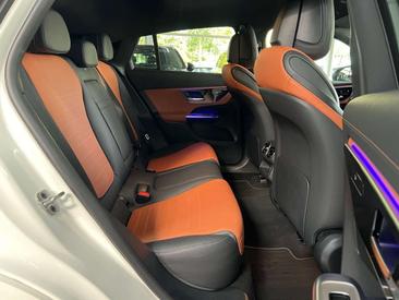 Mercedes GLC 300 De — photo 32