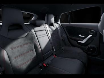 Mercedes CLA Berline 200 D — photo 10