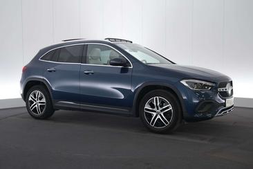 Mercedes GLA 200d — photo 4
