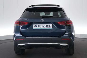 Mercedes GLA 200d — photo 8