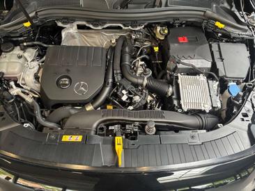 Mercedes GLA 200 — photo 2