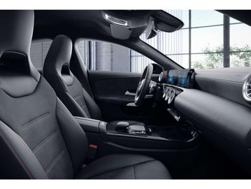 Mercedes CLA Berline 250 E — photo 7