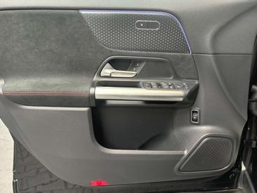Mercedes GLA 200 — photo 5