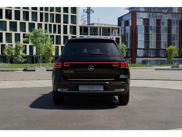Mercedes EQB 250 — photo 5