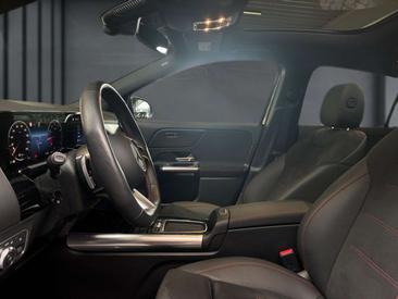 Mercedes GLA 200 — photo 6
