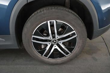 Mercedes GLA 200d — photo 19