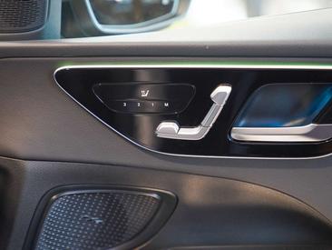 Mercedes Classe C Berline 220 D — photo 11
