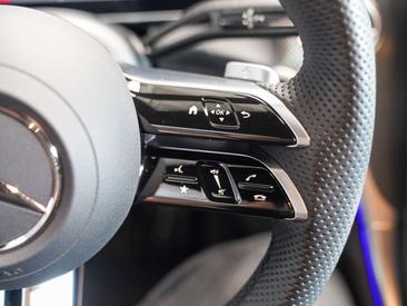 Mercedes GLC 220 D — photo 16